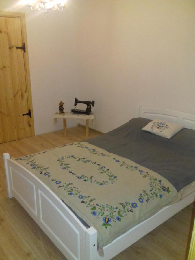 Izdebka W Zaciszu Bed and Breakfast Czarna Dabrowka Exteriör bild